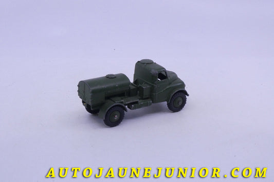 Le Dinky Toys Austin camion avec tonne à eau est en vente sur Auto Jaune Junior ! Découvrez nos collections de diecast Minialuxe, CIJ, C-I-J, JRD, J-R-D,  Matchbox, Majorette… AutoJaune Junior ; AutoJauneJunior.com : LE site de partage pour les passionés de miniatures et collectionneurs de jouets anciens ! 
