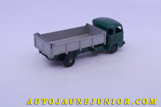 Le Dinky Toys Simca Cargo - Benne basculante est en vente sur Auto Jaune Junior ! Découvrez nos collections de diecast Minialuxe, CIJ, C-I-J, JRD, J-R-D,  Matchbox, Majorette… AutoJaune Junior ; AutoJauneJunior.com : LE site de partage pour les passionés de miniatures et collectionneurs de jouets anciens ! 