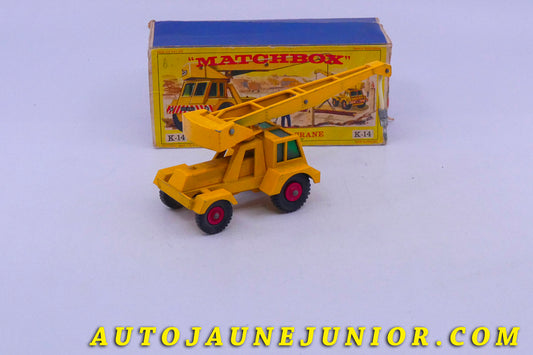 Le Matchbox Autre Jumbo fléche automotrice est en vente sur Auto Jaune Junior ! Découvrez nos collections de diecast Minialuxe, CIJ, C-I-J, JRD, J-R-D,  Matchbox, Majorette… AutoJaune Junior ; AutoJauneJunior.com : LE site de partage pour les passionés de miniatures et collectionneurs de jouets anciens ! 