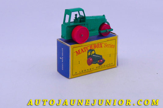 Le Matchbox Autre Rouleau compresseur est en vente sur Auto Jaune Junior ! Découvrez nos collections de diecast Minialuxe, CIJ, C-I-J, JRD, J-R-D,  Matchbox, Majorette… AutoJaune Junior ; AutoJauneJunior.com : LE site de partage pour les passionés de miniatures et collectionneurs de jouets anciens ! 