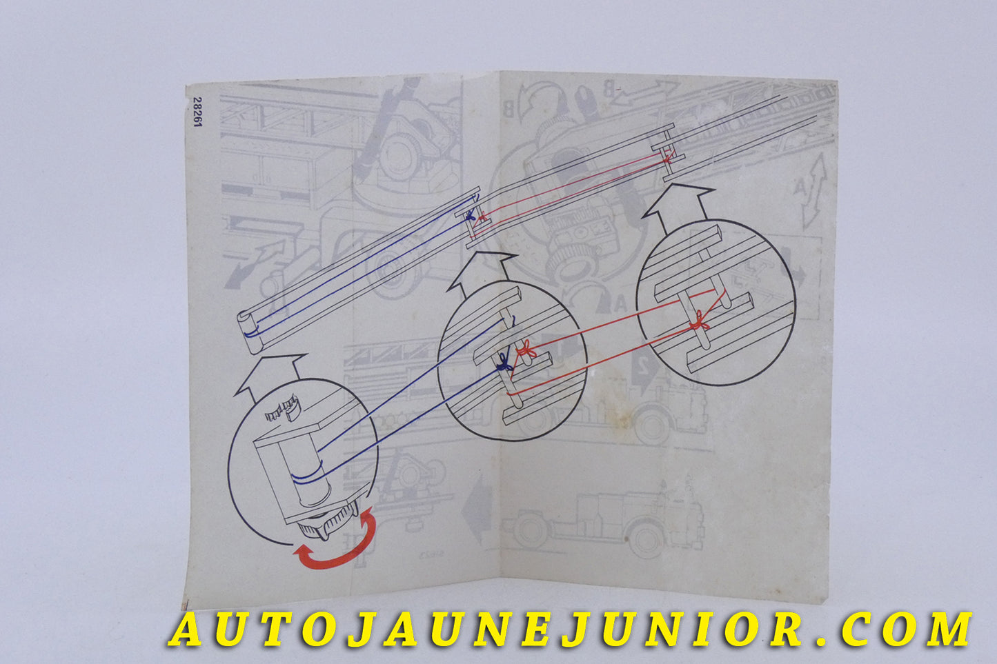 Le #1947 - Corgi Toys - American - Notice de montage, originale "La France semi remorque grande échelle" est en vente sur Auto Jaune Junior ! Découvrez nos collections de diecast Minialuxe, CIJ, C-I-J, JRD, J-R-D,  Matchbox, Majorette… AutoJauneJunior.com : le site de vente en ligne et de partage pour les passionés de miniatures et collectionneurs de jouets anciens ! Des centaines de modèles en vente, et des nouveautés mises en ligne chaque jour à 21h00 !
