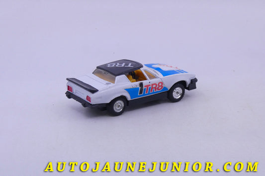 Le Hong-Kong Triumph TR8 Rally est en vente sur Auto Jaune Junior ! Découvrez nos collections de diecast Minialuxe, CIJ, C-I-J, JRD, J-R-D,  Matchbox, Majorette… AutoJaune Junior ; AutoJauneJunior.com : LE site de partage pour les passionés de miniatures et collectionneurs de jouets anciens ! 
