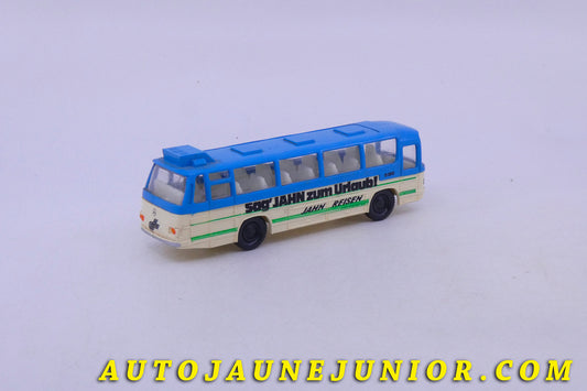 Le AB Mercedes Bus 0302 est en vente sur Auto Jaune Junior ! Découvrez nos collections de diecast Minialuxe, CIJ, C-I-J, JRD, J-R-D,  Matchbox, Majorette… AutoJaune Junior ; AutoJauneJunior.com : LE site de partage pour les passionés de miniatures et collectionneurs de jouets anciens ! 