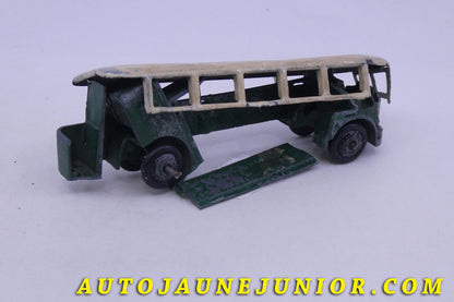 Le Dinky Toys Renault autobus à plateforme est en vente sur Auto Jaune Junior ! Découvrez nos collections de diecast Minialuxe, CIJ, C-I-J, JRD, J-R-D,  Matchbox, Majorette… AutoJaune Junior ; AutoJauneJunior.com : LE site de partage pour les passionés de miniatures et collectionneurs de jouets anciens ! 