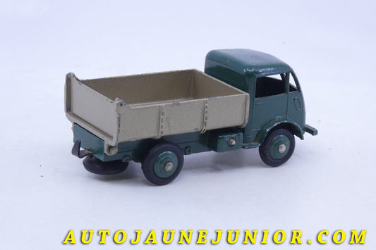 Le Dinky Toys Ford Bennne Basculante est en vente sur Auto Jaune Junior ! Découvrez nos collections de diecast Minialuxe, CIJ, C-I-J, JRD, J-R-D,  Matchbox, Majorette… AutoJaune Junior ; AutoJauneJunior.com : LE site de partage pour les passionés de miniatures et collectionneurs de jouets anciens ! 