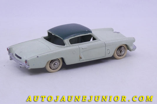 Le Dinky Toys Studebaker Commander est en vente sur Auto Jaune Junior ! Découvrez nos collections de diecast Minialuxe, CIJ, C-I-J, JRD, J-R-D,  Matchbox, Majorette… AutoJaune Junior ; AutoJauneJunior.com : LE site de partage pour les passionés de miniatures et collectionneurs de jouets anciens ! 