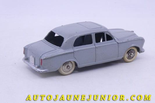 Le Dinky Toys Peugeot 403 est en vente sur Auto Jaune Junior ! Découvrez nos collections de diecast Minialuxe, CIJ, C-I-J, JRD, J-R-D,  Matchbox, Majorette… AutoJaune Junior ; AutoJauneJunior.com : LE site de partage pour les passionés de miniatures et collectionneurs de jouets anciens ! 