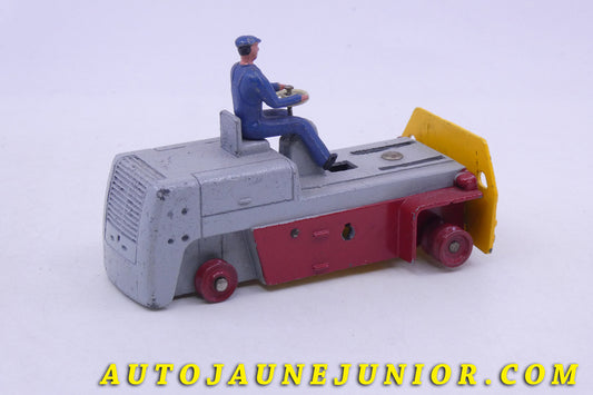 Le Dinky Toys Salev Grue Mobile est en vente sur Auto Jaune Junior ! Découvrez nos collections de diecast Minialuxe, CIJ, C-I-J, JRD, J-R-D,  Matchbox, Majorette… AutoJaune Junior ; AutoJauneJunior.com : LE site de partage pour les passionés de miniatures et collectionneurs de jouets anciens ! 