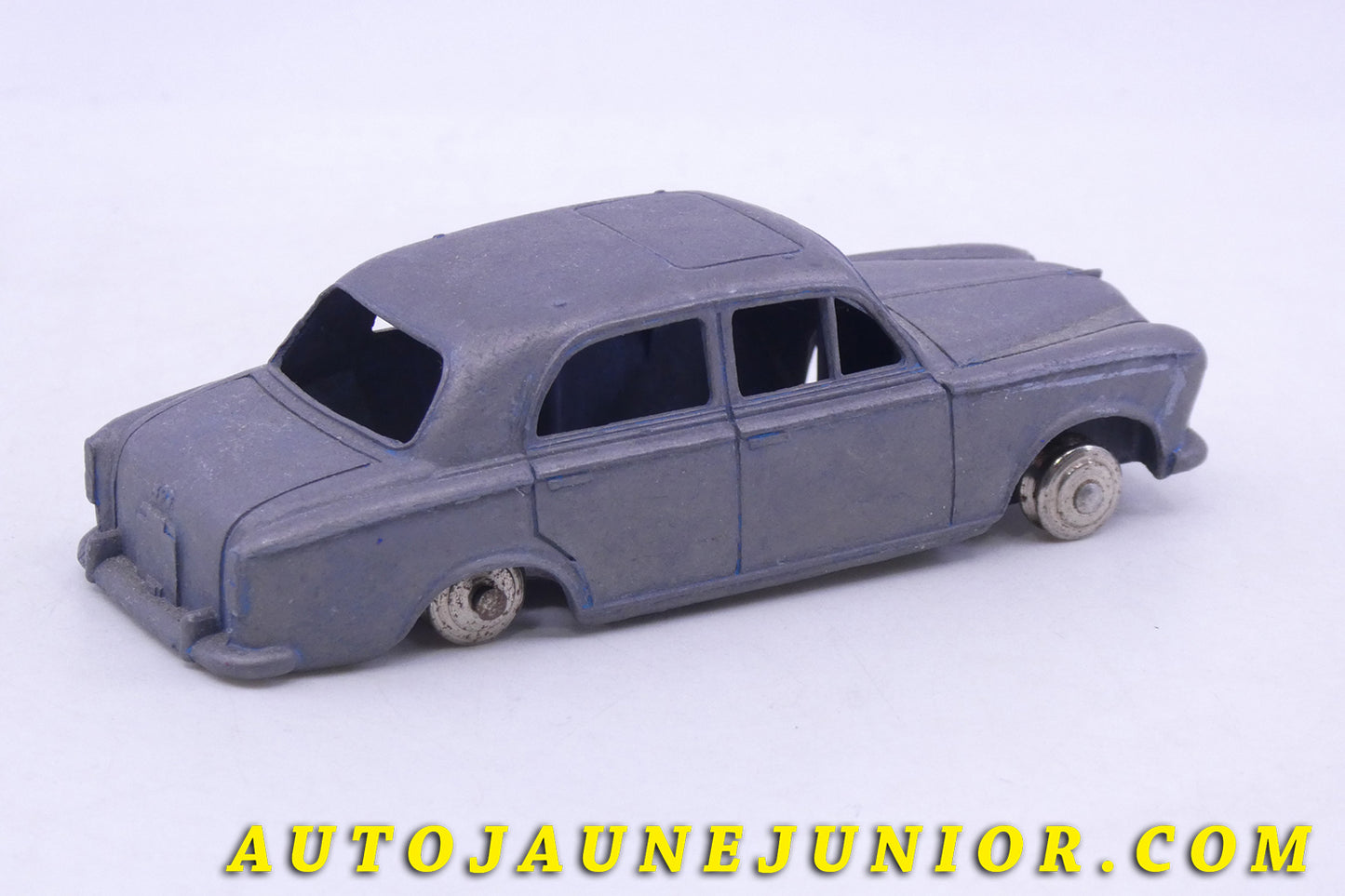 Le Dinky Toys Peugeot 403 est en vente sur Auto Jaune Junior ! Découvrez nos collections de diecast Minialuxe, CIJ, C-I-J, JRD, J-R-D,  Matchbox, Majorette… AutoJaune Junior ; AutoJauneJunior.com : LE site de partage pour les passionés de miniatures et collectionneurs de jouets anciens ! 