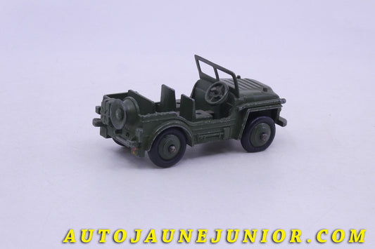 Le Dinky Toys Austin Champ est en vente sur Auto Jaune Junior ! Découvrez nos collections de diecast Minialuxe, CIJ, C-I-J, JRD, J-R-D,  Matchbox, Majorette… AutoJaune Junior ; AutoJauneJunior.com : LE site de partage pour les passionés de miniatures et collectionneurs de jouets anciens ! 