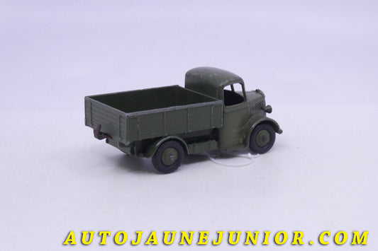 Le Dinky Toys Bedford "0" ridelles militaire est en vente sur Auto Jaune Junior ! Découvrez nos collections de diecast Minialuxe, CIJ, C-I-J, JRD, J-R-D,  Matchbox, Majorette… AutoJaune Junior ; AutoJauneJunior.com : LE site de partage pour les passionés de miniatures et collectionneurs de jouets anciens ! 