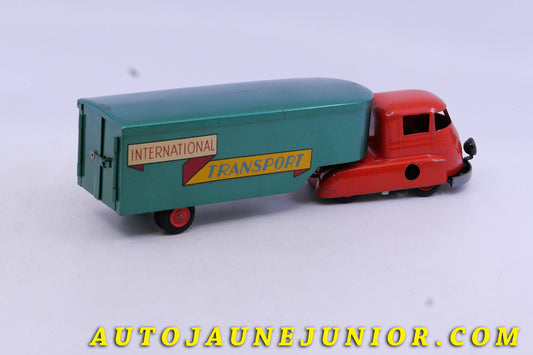 Le Tekno Inconnu camion- tracteur d'entrepot semi remorque est en vente sur Auto Jaune Junior ! Découvrez nos collections de diecast Minialuxe, CIJ, C-I-J, JRD, J-R-D,  Matchbox, Majorette… AutoJaune Junior ; AutoJauneJunior.com : LE site de partage pour les passionés de miniatures et collectionneurs de jouets anciens ! 