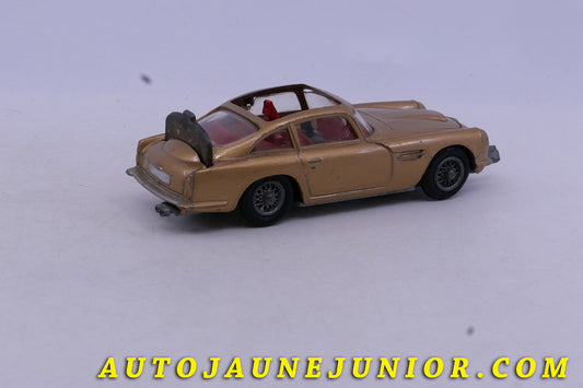 Le Corgi Toys Aston Martin DB5 Jame Bond est en vente sur Auto Jaune Junior ! Découvrez nos collections de diecast Minialuxe, CIJ, C-I-J, JRD, J-R-D,  Matchbox, Majorette… AutoJaune Junior ; AutoJauneJunior.com : LE site de partage pour les passionés de miniatures et collectionneurs de jouets anciens ! 
