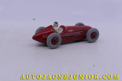 Le Dinky Toys Alfa Roméo  159 est en vente sur Auto Jaune Junior ! Découvrez nos collections de diecast Minialuxe, CIJ, C-I-J, JRD, J-R-D,  Matchbox, Majorette… AutoJaune Junior ; AutoJauneJunior.com : LE site de partage pour les passionés de miniatures et collectionneurs de jouets anciens ! 