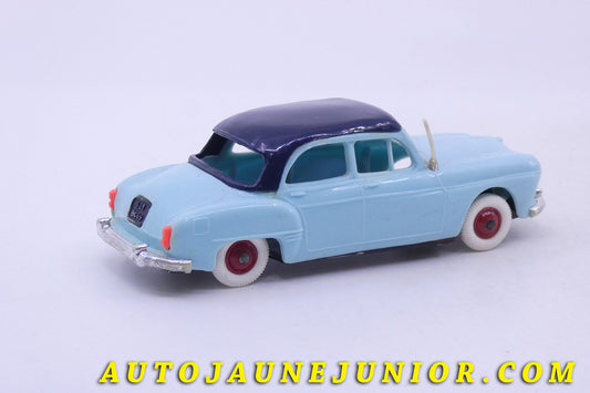 Le Norev Renault Frégate Grand Pavoix est en vente sur Auto Jaune Junior ! Découvrez nos collections de diecast Minialuxe, CIJ, C-I-J, JRD, J-R-D,  Matchbox, Majorette… AutoJauneJunior.com : LE site de partage pour les passionés de miniatures et collectionneurs de jouets anciens ! 
