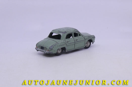 Le Dinky Toys Renault Dauphine est en vente sur Auto Jaune Junior ! Découvrez nos collections de diecast Minialuxe, CIJ, C-I-J, JRD, J-R-D,  Matchbox, Majorette… AutoJaune Junior ; AutoJauneJunior.com : LE site de partage pour les passionés de miniatures et collectionneurs de jouets anciens ! 
