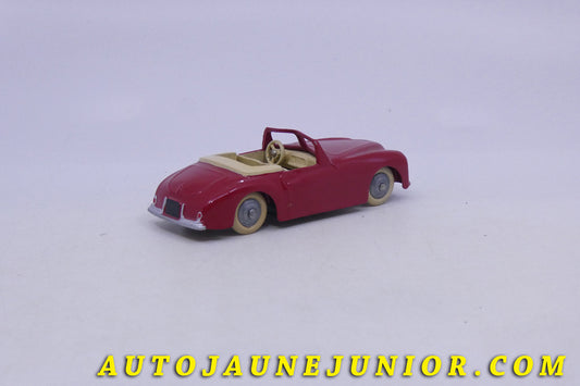 Le Dinky Toys Simca 8 Sport Type 1 est en vente sur Auto Jaune Junior ! Découvrez nos collections de diecast Minialuxe, CIJ, C-I-J, JRD, J-R-D,  Matchbox, Majorette… AutoJaune Junior ; AutoJauneJunior.com : LE site de partage pour les passionés de miniatures et collectionneurs de jouets anciens ! 