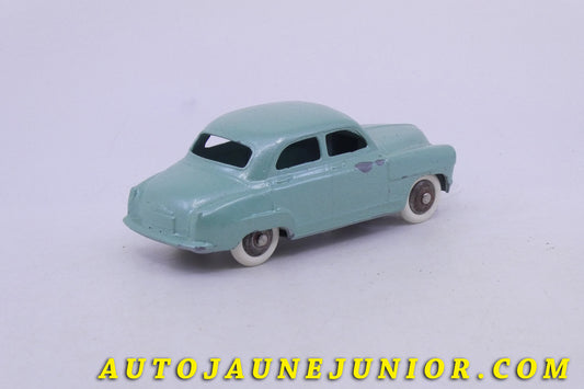 Le Dinky Toys De Soto Aronde 9 est en vente sur Auto Jaune Junior ! Découvrez nos collections de diecast Minialuxe, CIJ, C-I-J, JRD, J-R-D,  Matchbox, Majorette… AutoJaune Junior ; AutoJauneJunior.com : LE site de partage pour les passionés de miniatures et collectionneurs de jouets anciens ! 