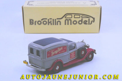 Le #2437 - Brooklin - Studebaker - Fourgon tôlé  "Burma Shave" 1935 - (2nd version avec marchepieds en rouge) est en vente sur Auto Jaune Junior ! Découvrez nos collections de diecast Minialuxe, CIJ, C-I-J, JRD, J-R-D,  Matchbox, Majorette… AutoJauneJunior.com : le site de vente en ligne et de partage pour les passionés de miniatures et collectionneurs de jouets anciens ! Des centaines de modèles en vente, et des nouveautés mises en ligne chaque jour à 21h00 !