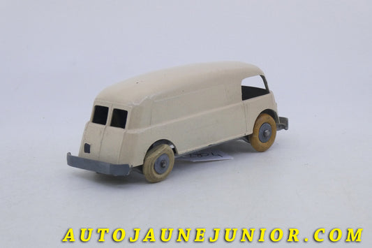 Le Solido Camion Fourgon Ambulance est en vente sur Auto Jaune Junior ! Découvrez nos collections de diecast Minialuxe, CIJ, C-I-J, JRD, J-R-D,  Matchbox, Majorette… AutoJaune Junior ; AutoJauneJunior.com : LE site de partage pour les passionés de miniatures et collectionneurs de jouets anciens ! 