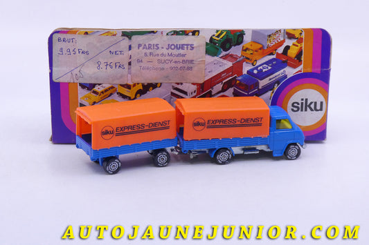 Le Siku Hanomag Camion ridelles bâché et remorque "Siku Express" est en vente sur Auto Jaune Junior ! Découvrez nos collections de diecast Minialuxe, CIJ, C-I-J, JRD, J-R-D,  Matchbox, Majorette… AutoJaune Junior ; AutoJauneJunior.com : LE site de partage pour les passionés de miniatures et collectionneurs de jouets anciens ! 