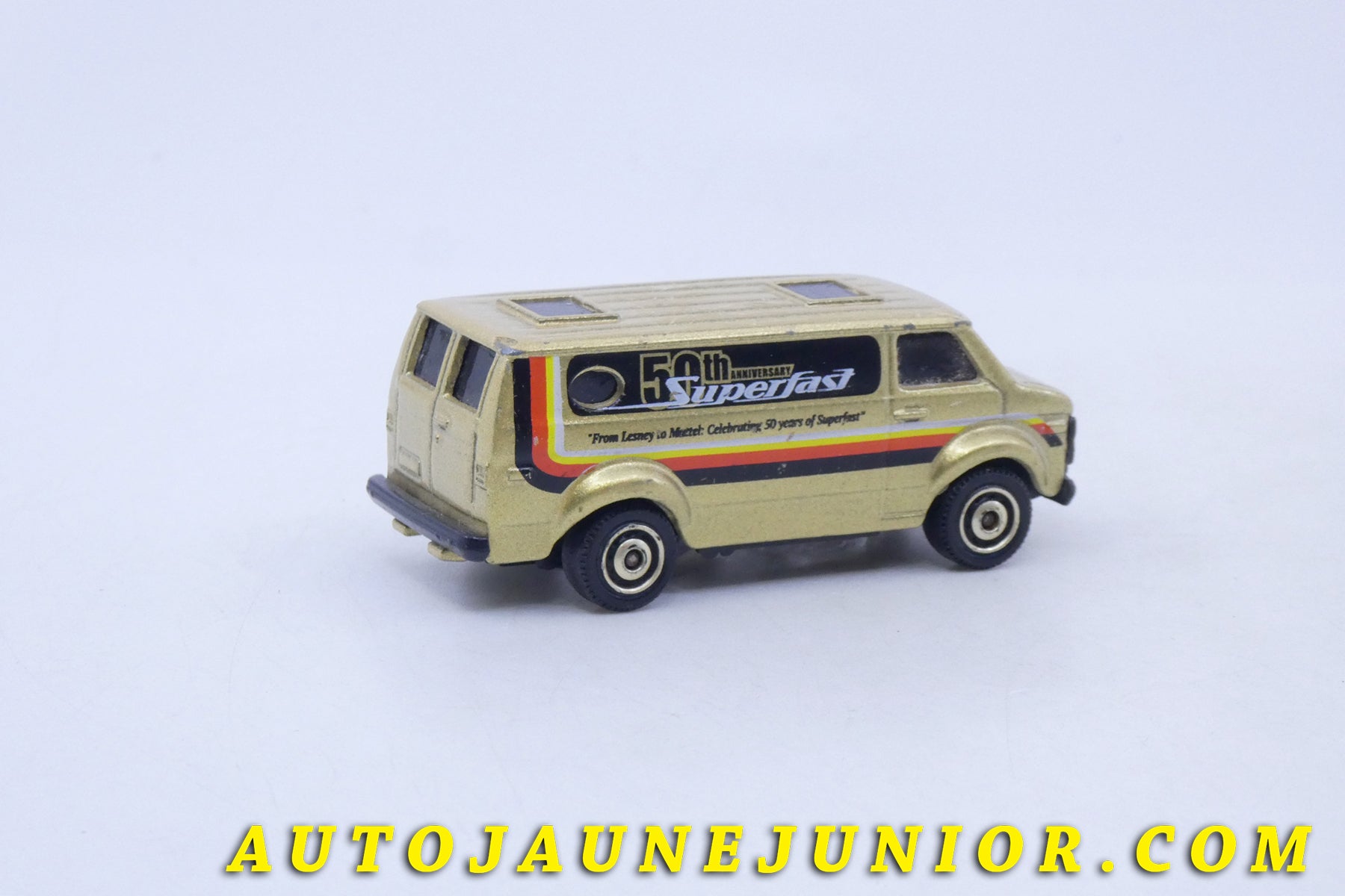 Le Matchbox Camion Chevy Van "50th Anniversary of the Superfast" est en vente sur Auto Jaune Junior ! Découvrez nos collections de diecast Minialuxe, CIJ, C-I-J, JRD, J-R-D,  Matchbox, Majorette… AutoJaune Junior ; AutoJauneJunior.com : LE site de partage pour les passionés de miniatures et collectionneurs de jouets anciens ! 