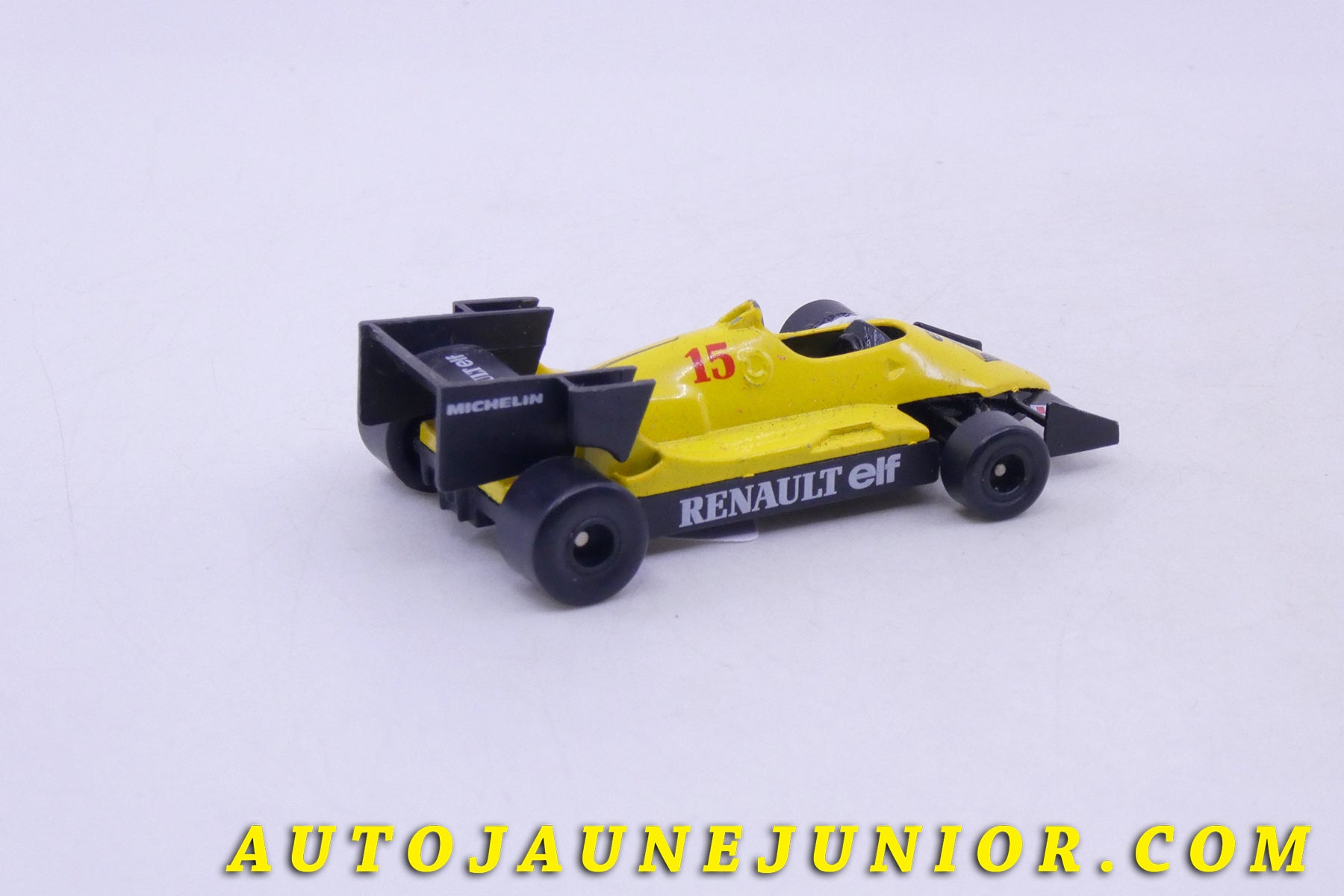 Le Formule 1 Peterbilt R40 Elf Prost 1983 est en vente sur Auto Jaune Junior ! Découvrez nos collections de diecast Minialuxe, CIJ, C-I-J, JRD, J-R-D,  Matchbox, Majorette… AutoJaune Junior ; AutoJauneJunior.com : LE site de partage pour les passionés de miniatures et collectionneurs de jouets anciens ! 
