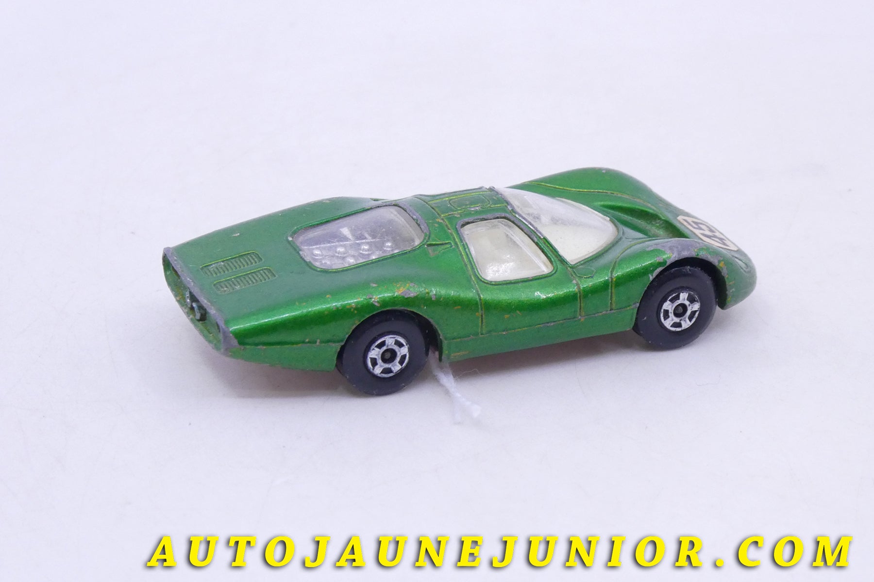 Le Matchbox Ford Groupe 6 est en vente sur Auto Jaune Junior ! Découvrez nos collections de diecast Minialuxe, CIJ, C-I-J, JRD, J-R-D,  Matchbox, Majorette… AutoJaune Junior ; AutoJauneJunior.com : LE site de partage pour les passionés de miniatures et collectionneurs de jouets anciens ! 