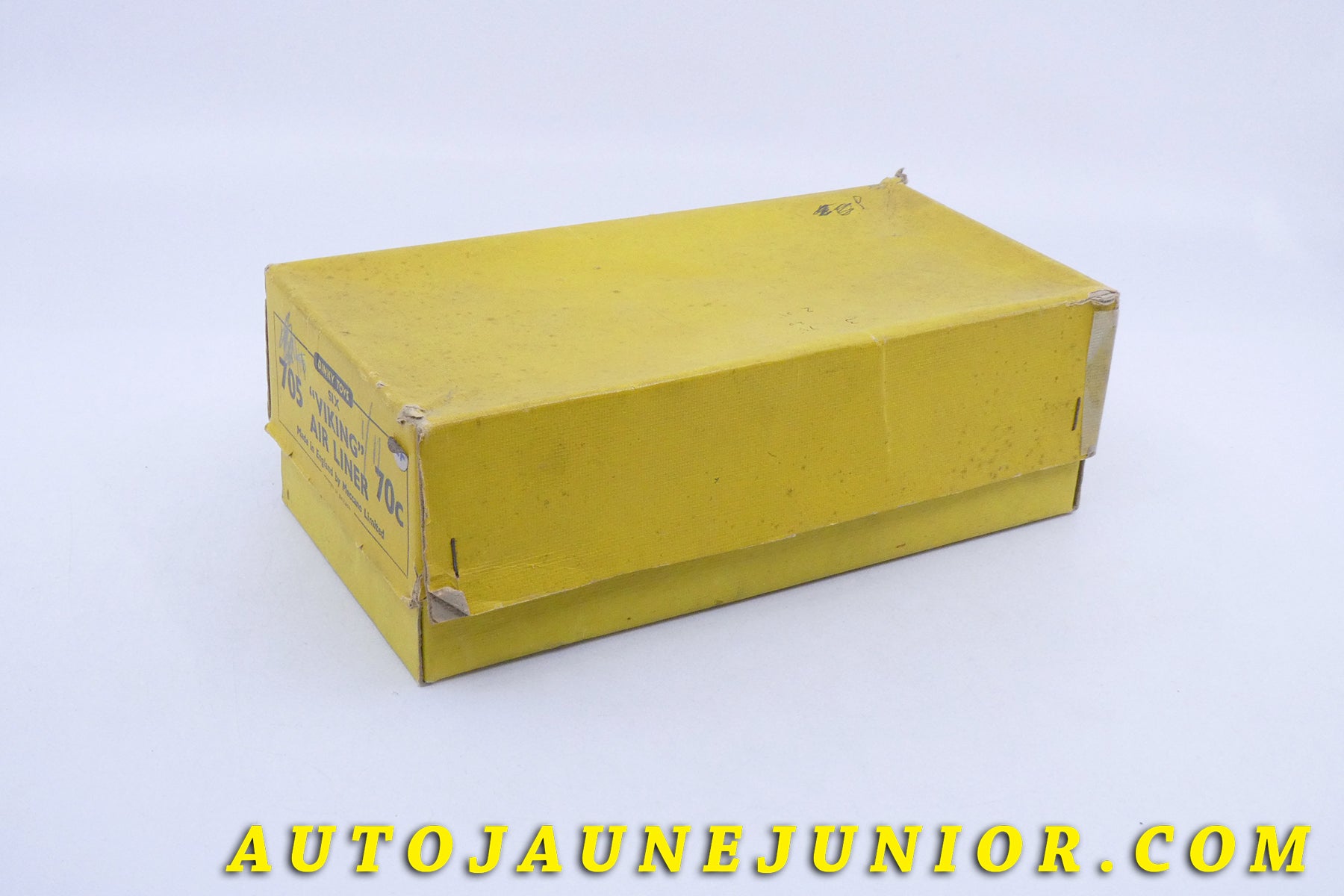 Le Autre Fabriquant Alfa Roméo  Remplir nom du modèle est en vente sur Auto Jaune Junior ! Découvrez nos collections de diecast Minialuxe, CIJ, C-I-J, JRD, J-R-D,  Matchbox, Majorette… AutoJaune Junior ; AutoJauneJunior.com : LE site de partage pour les passionés de miniatures et collectionneurs de jouets anciens ! 