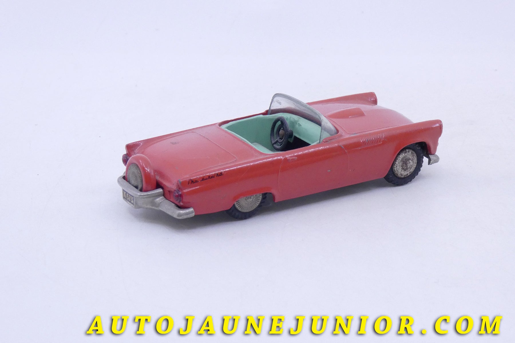 Le Tekno Ford Thunderbird est en vente sur Auto Jaune Junior ! Découvrez nos collections de diecast Minialuxe, CIJ, C-I-J, JRD, J-R-D,  Matchbox, Majorette… AutoJaune Junior ; AutoJauneJunior.com : LE site de partage pour les passionés de miniatures et collectionneurs de jouets anciens ! 