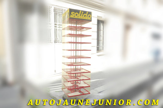 Le Solido Décoratif Présentoir Solido rotatif; Original !  est en vente sur Auto Jaune Junior ! Découvrez nos collections de diecast Minialuxe, CIJ, C-I-J, JRD, J-R-D,  Matchbox, Majorette… AutoJauneJunior.com : LE site de partage pour les passionés de miniatures et collectionneurs de jouets anciens ! 