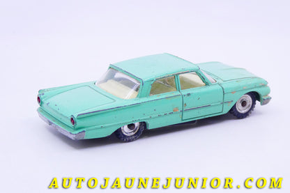Le #3410 - Dinky Toys - Ford - Fairlaine (Moins fréquente couleur) est en vente sur Auto Jaune Junior ! Découvrez nos collections de diecast Minialuxe, CIJ, C-I-J, JRD, J-R-D,  Matchbox, Majorette… AutoJauneJunior.com : le site de vente en ligne et de partage pour les passionés de miniatures et collectionneurs de jouets anciens ! Des centaines de modèles en vente, et des nouveautés mises en ligne chaque jour à 21h00 !