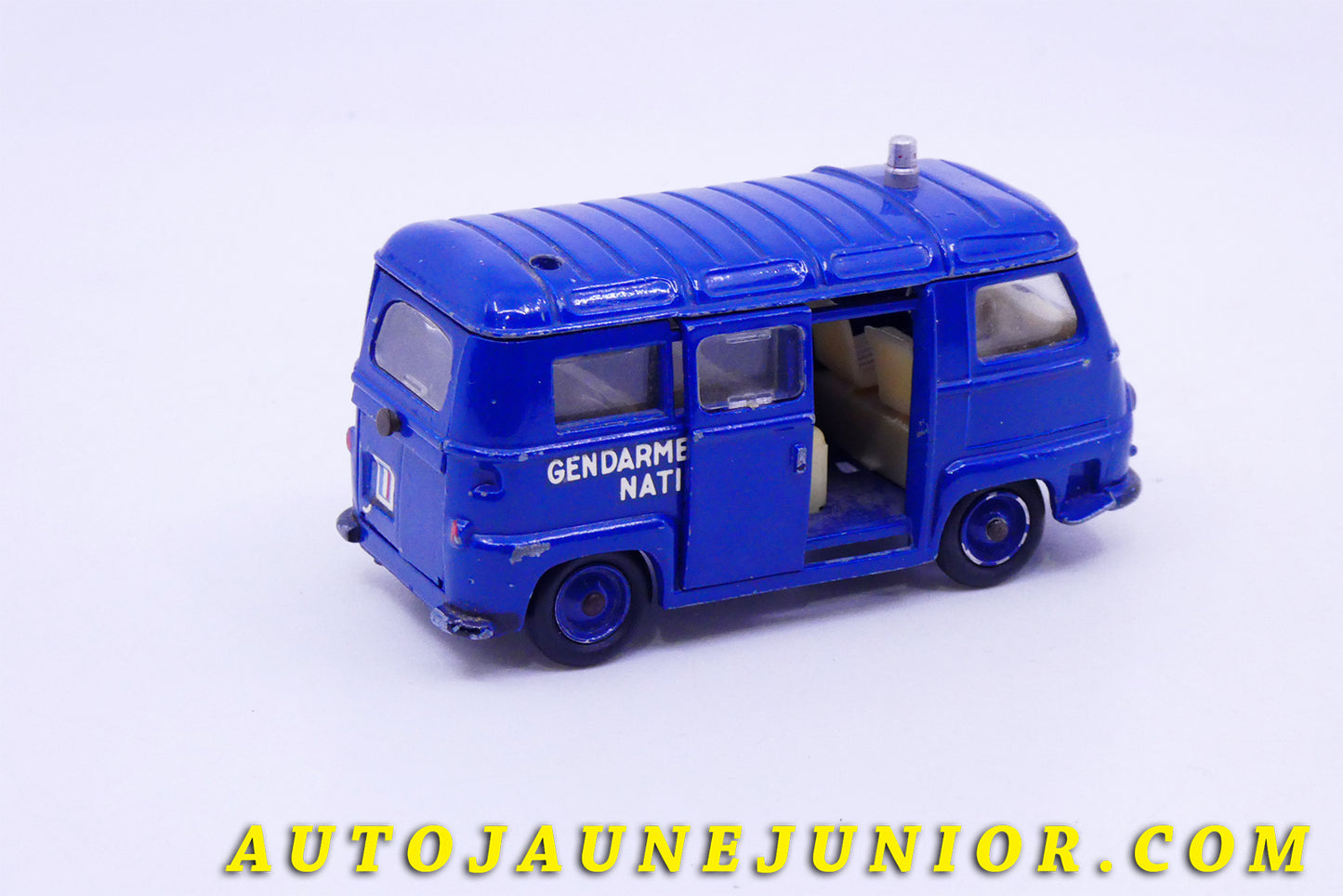 Le #3426 - C-I-J - Renault - Estafette Gendarmerie est en vente sur Auto Jaune Junior ! Découvrez nos collections de diecast Minialuxe, CIJ, C-I-J, JRD, J-R-D,  Matchbox, Majorette… AutoJauneJunior.com : le site de vente en ligne et de partage pour les passionés de miniatures et collectionneurs de jouets anciens ! Des centaines de modèles en vente, et des nouveautés mises en ligne chaque jour à 21h00 !