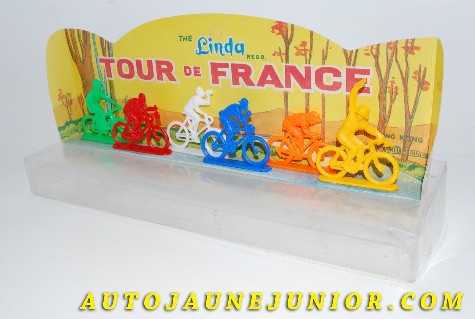 Le #3461 - Linda - Coffret Hong Kong - Peloton Tour de France cycliste est en vente sur Auto Jaune Junior ! Découvrez nos collections de diecast Minialuxe, CIJ, C-I-J, JRD, J-R-D,  Matchbox, Majorette… AutoJauneJunior.com : le site de vente en ligne et de partage pour les passionés de miniatures et collectionneurs de jouets anciens ! Des centaines de modèles en vente, et des nouveautés mises en ligne chaque jour à 21h00 !