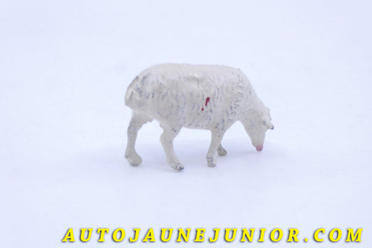 Le #3600 - PH (France) - Animal - Agneau est en vente sur Auto Jaune Junior ! Découvrez nos collections de diecast Minialuxe, CIJ, C-I-J, JRD, J-R-D,  Matchbox, Majorette… AutoJauneJunior.com : le site de vente en ligne et de partage pour les passionés de miniatures et collectionneurs de jouets anciens ! Des centaines de modèles en vente, et des nouveautés mises en ligne chaque jour à 21h00 !