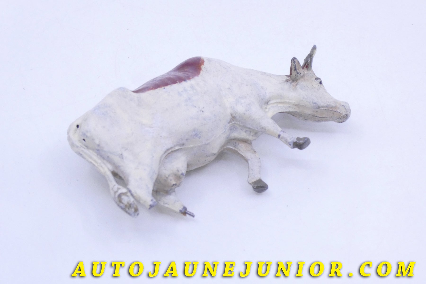 Le #3601 - PH (France) - Animal - Vache est en vente sur Auto Jaune Junior ! Découvrez nos collections de diecast Minialuxe, CIJ, C-I-J, JRD, J-R-D,  Matchbox, Majorette… AutoJauneJunior.com : le site de vente en ligne et de partage pour les passionés de miniatures et collectionneurs de jouets anciens ! Des centaines de modèles en vente, et des nouveautés mises en ligne chaque jour à 21h00 !