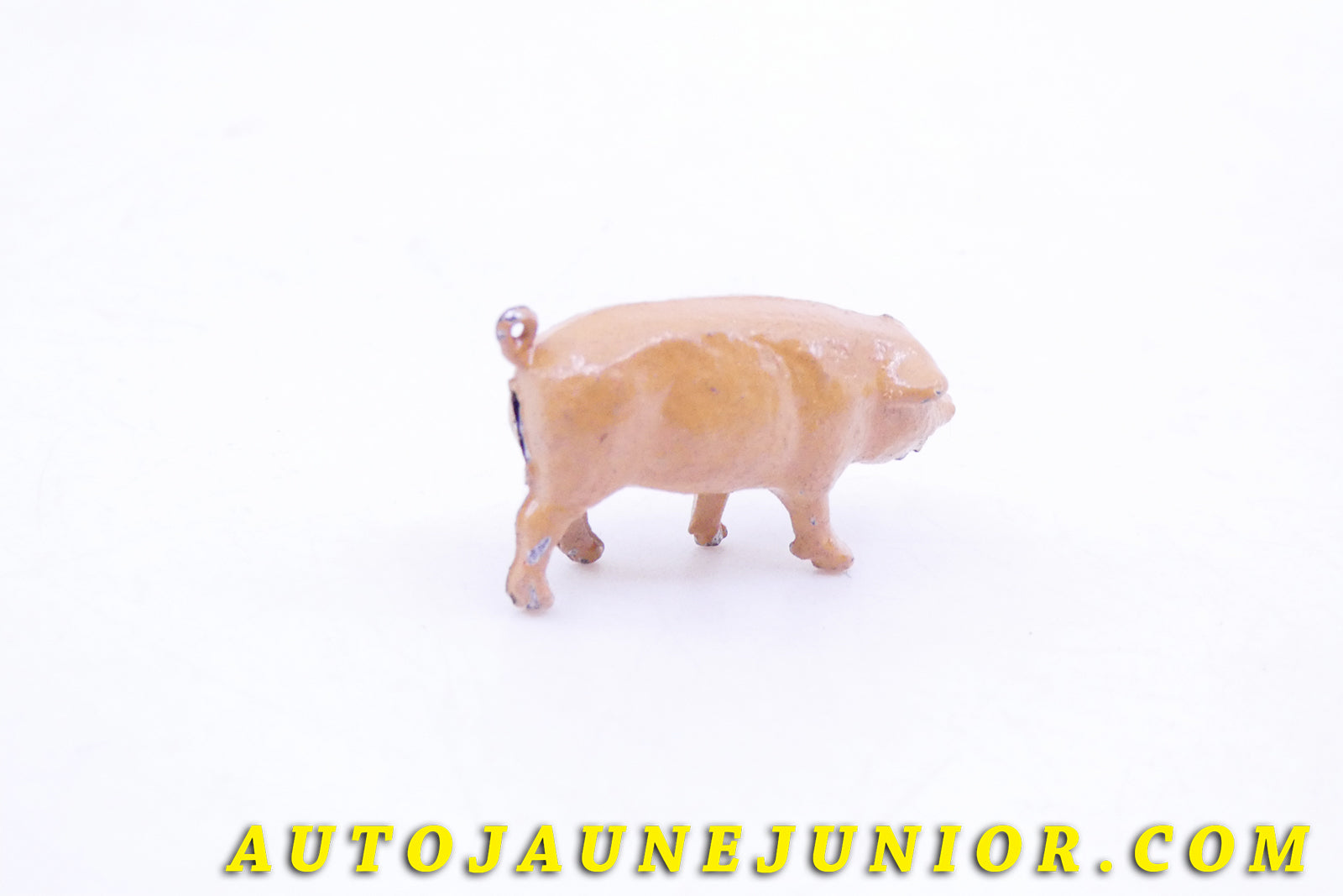 Le #3624 - France (PH) - Animal - Petit cochon est en vente sur Auto Jaune Junior ! Découvrez nos collections de diecast Minialuxe, CIJ, C-I-J, JRD, J-R-D,  Matchbox, Majorette… AutoJauneJunior.com : le site de vente en ligne et de partage pour les passionés de miniatures et collectionneurs de jouets anciens ! Des centaines de modèles en vente, et des nouveautés mises en ligne chaque jour à 21h00 !