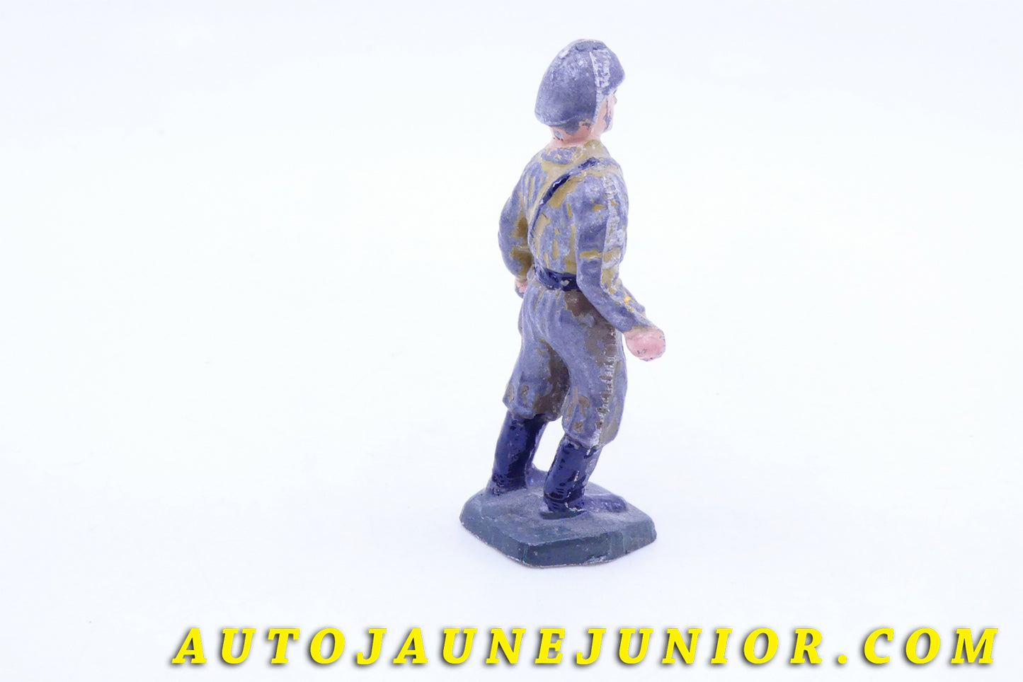 Le #3628 - Profusion Mecchanica (PM) - Personnage - Soldat est en vente sur Auto Jaune Junior ! Découvrez nos collections de diecast Minialuxe, CIJ, C-I-J, JRD, J-R-D,  Matchbox, Majorette… AutoJauneJunior.com : le site de vente en ligne et de partage pour les passionés de miniatures et collectionneurs de jouets anciens ! Des centaines de modèles en vente, et des nouveautés mises en ligne chaque jour à 21h00 !
