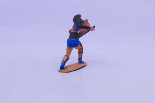 Le #3634 - Atlantic - Figurine - Gladiateur est en vente sur Auto Jaune Junior ! Découvrez nos collections de diecast Minialuxe, CIJ, C-I-J, JRD, J-R-D,  Matchbox, Majorette… AutoJauneJunior.com : le site de vente en ligne et de partage pour les passionés de miniatures et collectionneurs de jouets anciens ! Des centaines de modèles en vente, et des nouveautés mises en ligne chaque jour à 21h00 !