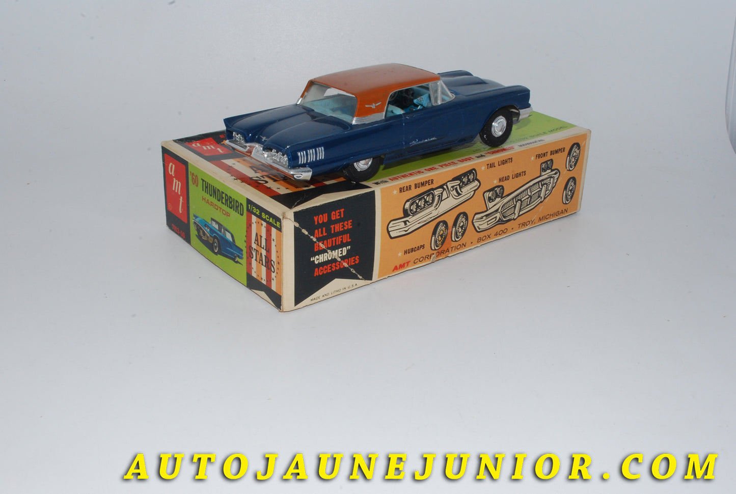 Le #3757 - AMT - Ford - Thunderbird Hard Top "60" est en vente sur Auto Jaune Junior ! Découvrez nos collections de diecast Minialuxe, CIJ, C-I-J, JRD, J-R-D,  Matchbox, Majorette… AutoJauneJunior.com : le site de vente en ligne et de partage pour les passionés de miniatures et collectionneurs de jouets anciens ! Des centaines de modèles en vente, et des nouveautés mises en ligne chaque jour à 21h00 !