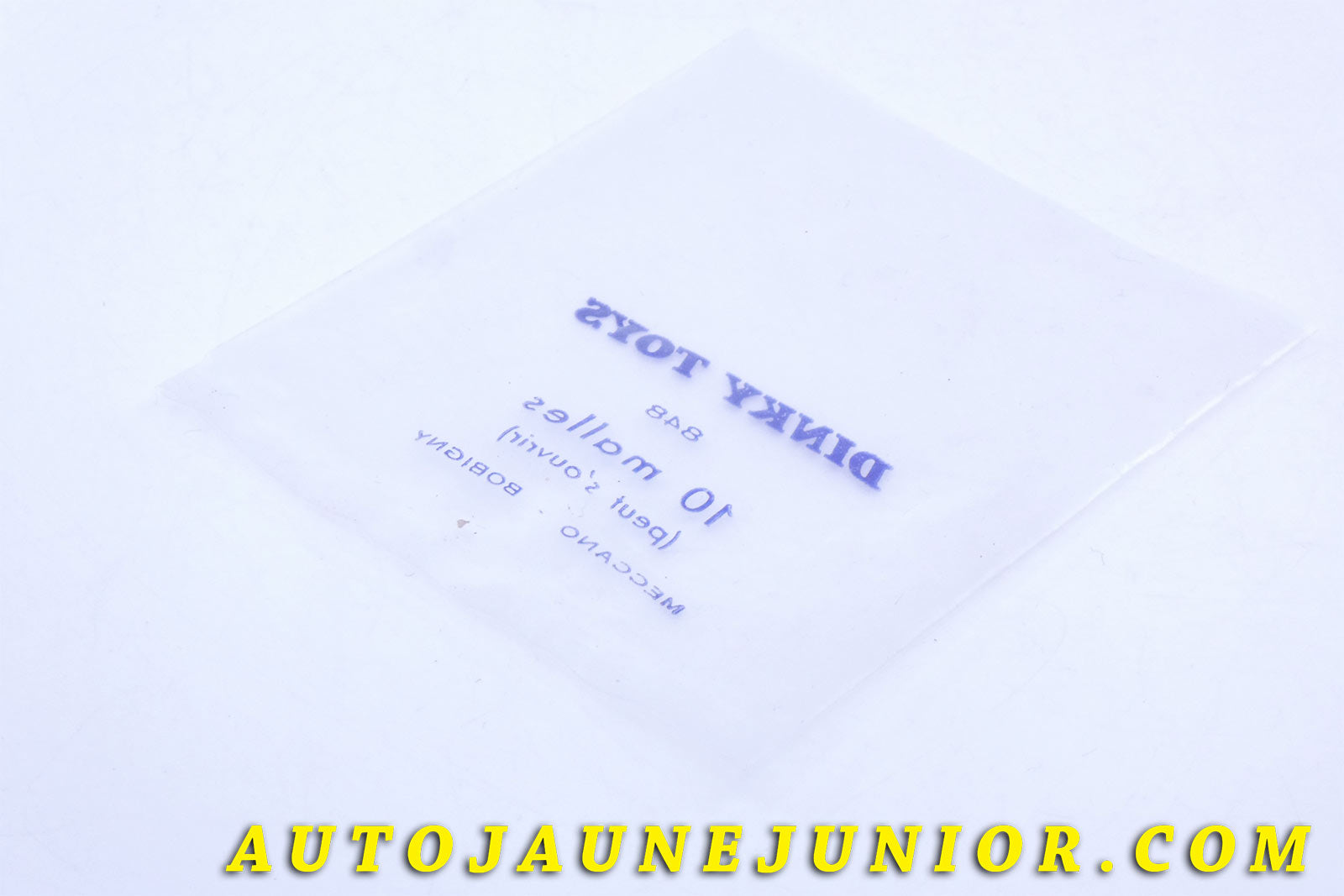 Le #3909 - Dinky Toys - Sachet Vide - 10 Malles (Original) - Provenance "Collection R.Goirand" est en vente sur Auto Jaune Junior ! Découvrez nos collections de diecast Minialuxe, CIJ, C-I-J, JRD, J-R-D,  Matchbox, Majorette… AutoJauneJunior.com : le site de vente en ligne et de partage pour les passionés de miniatures et collectionneurs de jouets anciens ! Des centaines de modèles en vente, et des nouveautés mises en ligne chaque jour à 21h00 !