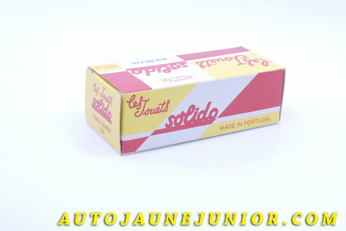 Le #3971 - Solido - Renault - Dauphine 1962 est en vente sur Auto Jaune Junior ! Découvrez nos collections de diecast Minialuxe, CIJ, C-I-J, JRD, J-R-D,  Matchbox, Majorette… AutoJauneJunior.com : le site de vente en ligne et de partage pour les passionés de miniatures et collectionneurs de jouets anciens ! Des centaines de modèles en vente, et des nouveautés mises en ligne chaque jour à 21h00 !