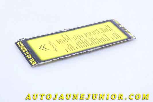 Le #3981 - Norev - Citroën - Socle original boite Mica - 11 BL 1936 est en vente sur Auto Jaune Junior ! Découvrez nos collections de diecast Minialuxe, CIJ, C-I-J, JRD, J-R-D,  Matchbox, Majorette… AutoJauneJunior.com : le site de vente en ligne et de partage pour les passionés de miniatures et collectionneurs de jouets anciens ! Des centaines de modèles en vente, et des nouveautés mises en ligne chaque jour à 21h00 !