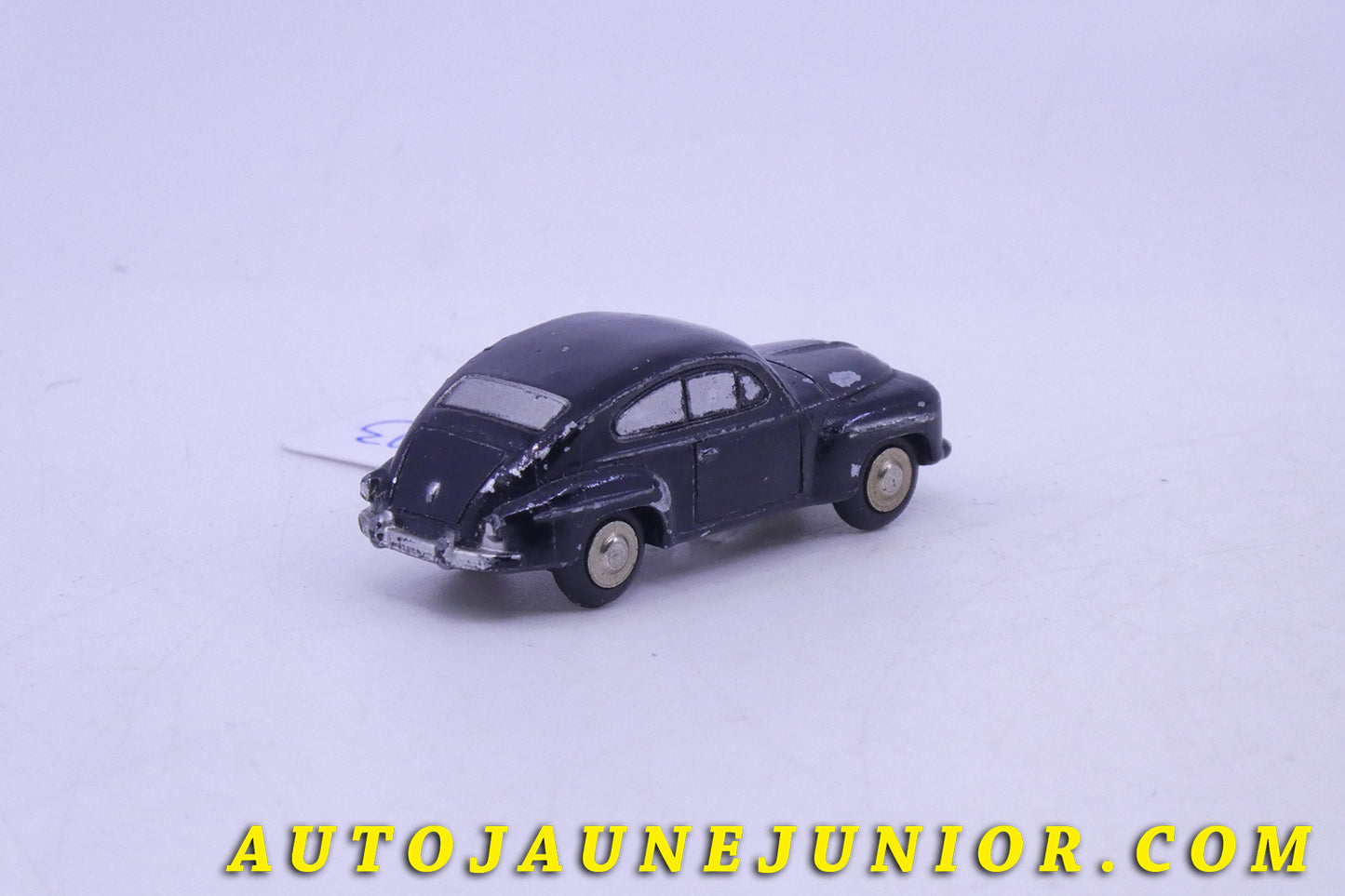 Le Schuko Volvo PV544 est en vente sur Auto Jaune Junior ! Découvrez nos collections de diecast Minialuxe, CIJ, C-I-J, JRD, J-R-D,  Matchbox, Majorette… AutoJaune Junior ; AutoJauneJunior.com : LE site de partage pour les passionés de miniatures et collectionneurs de jouets anciens ! 