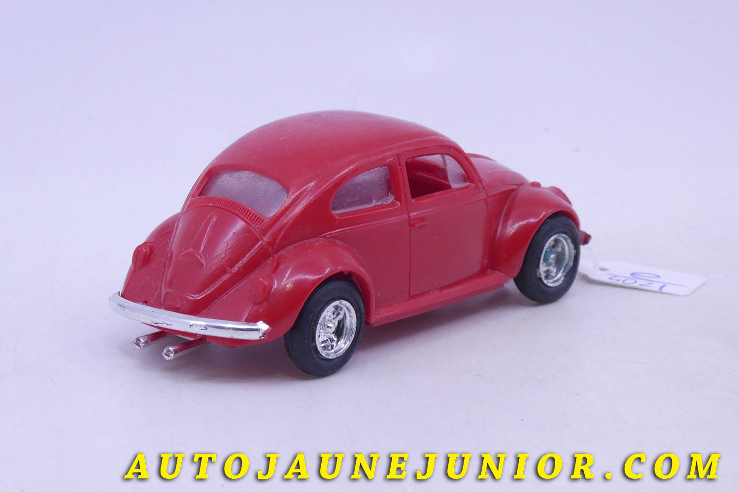 Le USA Volkswagen Coccinelle 1200 - 63' est en vente sur Auto Jaune Junior ! Découvrez nos collections de diecast Minialuxe, CIJ, C-I-J, JRD, J-R-D,  Matchbox, Majorette… AutoJaune Junior ; AutoJauneJunior.com : LE site de partage pour les passionés de miniatures et collectionneurs de jouets anciens ! 