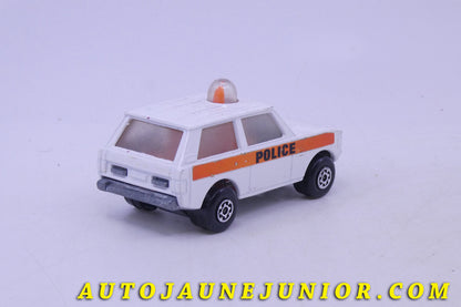 Le Matchbox Land-Rover Police Patrol est en vente sur Auto Jaune Junior ! Découvrez nos collections de diecast Minialuxe, CIJ, C-I-J, JRD, J-R-D,  Matchbox, Majorette… AutoJaune Junior ; AutoJauneJunior.com : LE site de partage pour les passionés de miniatures et collectionneurs de jouets anciens ! 