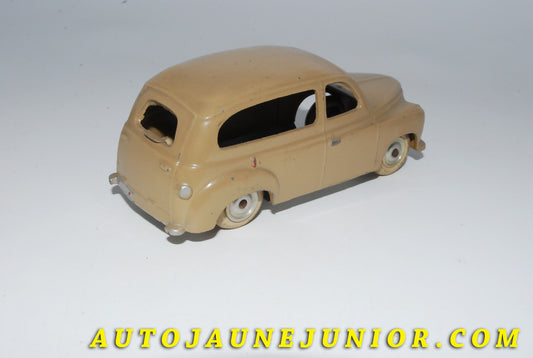 Le #4161 - C-I-J - Renault - Savane est en vente sur Auto Jaune Junior ! Découvrez nos collections de diecast Minialuxe, CIJ, C-I-J, JRD, J-R-D,  Matchbox, Majorette… AutoJauneJunior.com : le site de vente en ligne et de partage pour les passionés de miniatures et collectionneurs de jouets anciens ! Des centaines de modèles en vente, et des nouveautés mises en ligne chaque jour à 21h00 !