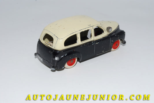 Le #4175 - C-I-J - Renault - Prairie Taxi Type 1 est en vente sur Auto Jaune Junior ! Découvrez nos collections de diecast Minialuxe, CIJ, C-I-J, JRD, J-R-D,  Matchbox, Majorette… AutoJauneJunior.com : le site de vente en ligne et de partage pour les passionés de miniatures et collectionneurs de jouets anciens ! Des centaines de modèles en vente, et des nouveautés mises en ligne chaque jour à 21h00 !