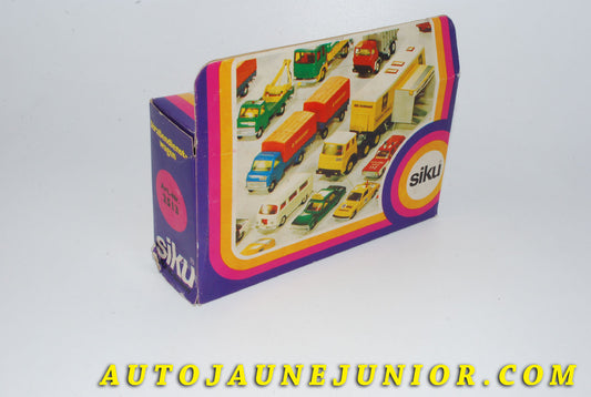 Le #4201 - Siku - Mercedes - Camion de signalisation routière Stassendienstwagen. est en vente sur Auto Jaune Junior ! Découvrez nos collections de diecast Minialuxe, CIJ, C-I-J, JRD, J-R-D,  Matchbox, Majorette… AutoJauneJunior.com : le site de vente en ligne et de partage pour les passionés de miniatures et collectionneurs de jouets anciens ! Des centaines de modèles en vente, et des nouveautés mises en ligne chaque jour à 21h00 !