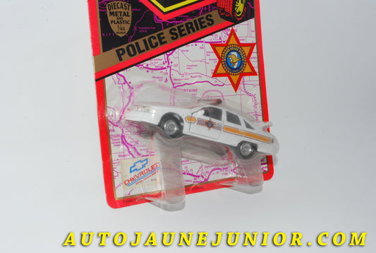 Le #4252 - Road Champ - Chevrolet - Chevy Caprice "Illinois State Police" est en vente sur Auto Jaune Junior ! Découvrez nos collections de diecast Minialuxe, CIJ, C-I-J, JRD, J-R-D,  Matchbox, Majorette… AutoJauneJunior.com : le site de vente en ligne et de partage pour les passionés de miniatures et collectionneurs de jouets anciens ! Des centaines de modèles en vente, et des nouveautés mises en ligne chaque jour à 21h00 !